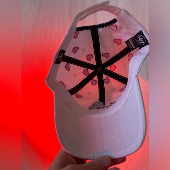 Lions Heart Hat - Picture 4 of 6